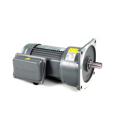 มอเตอร์ลดเกียร์กลาง GV อัตราส่วนสูงแนวตั้ง 0.1KW-7.5KW 1/3 Phase